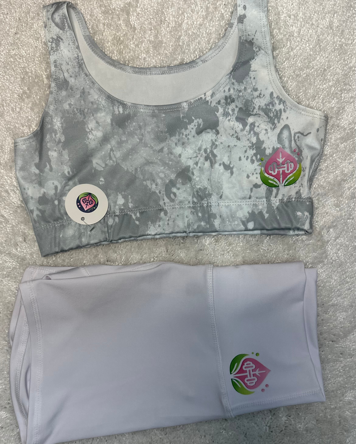 🩶 Set Deportivo Gris Neblina – Short + Top